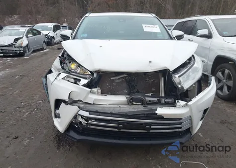 2019 Toyota Highlander Xle from USA, damaged, VIN 5TDJZRFH2KS726986